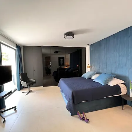 Sea & Sun Villa